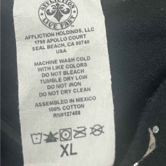 Affliction Black Sleeveless Graphic Tank Top - Picture 4 of 4